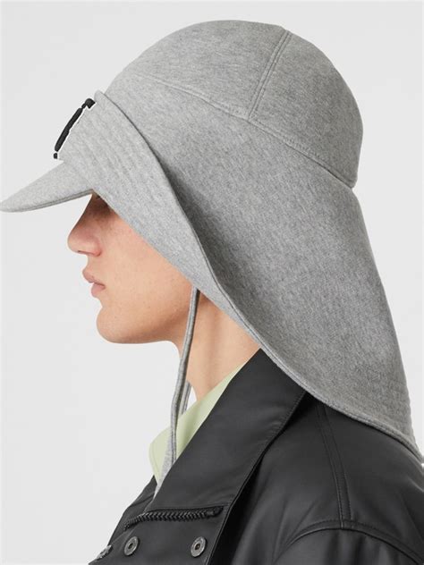 cappelli pioggia burberry|Scopri la nuova collezione di cappelli Burberry uomo su FARFETCH.